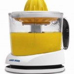 24% off Black & Decker CJ625 30-Watt 34-Ounce Citrus Juicer